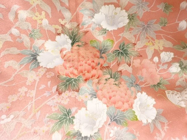  未使用品　草花に蝶模様一つ紋訪問着